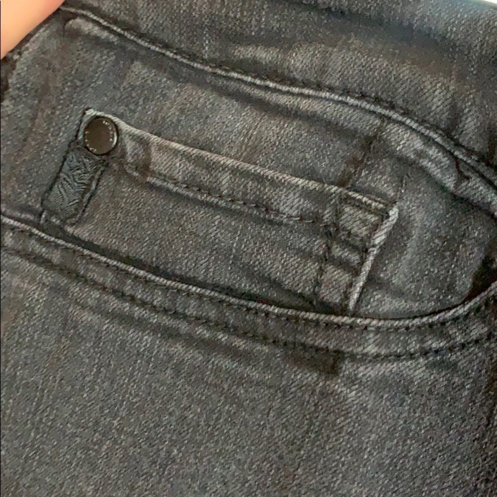 Torrid Black Skinny Jeans 26T - Picture 5 of 7